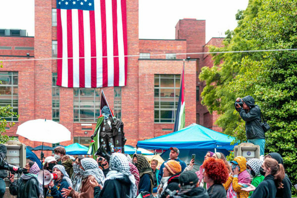 GWU protest 2x abcdef 4a26dc360020e722ae48719094f52383f459d391