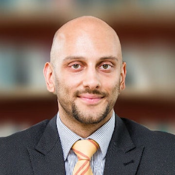 Rahul Mediratta headshot