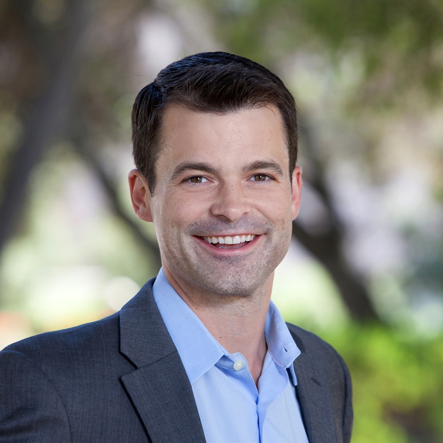 Robb Willer Headshot